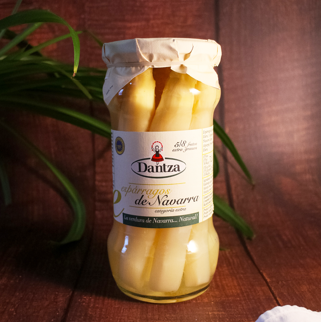 Dantza DO Navarra White Asparagus Preserved Vegetables for Tapas Night Spanish Imports | The Spanish Store